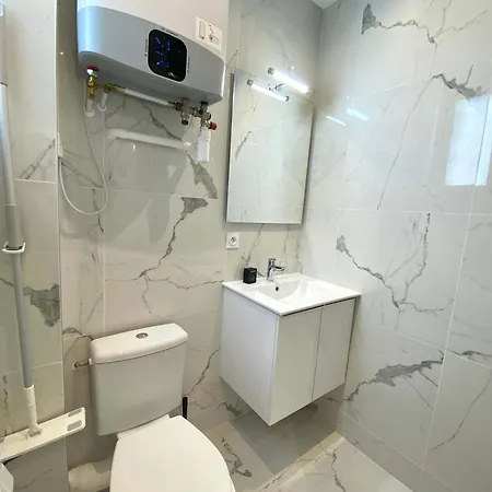 New 421 Presley - Cosy Center Lejlighed *